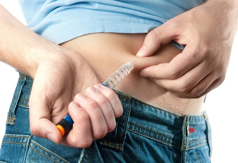 Sử dụng bút tiêm insulin đúng cách để kiểm soát đường huyết